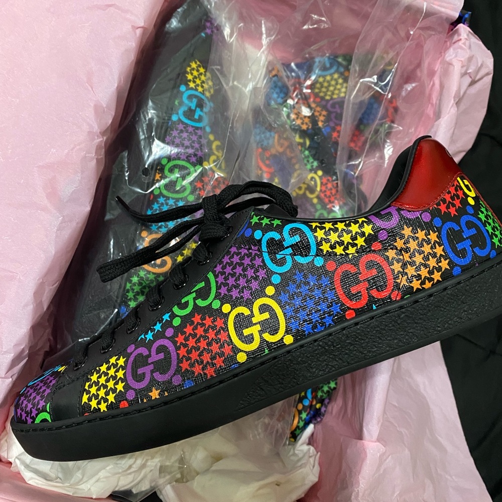 Gucci shoes